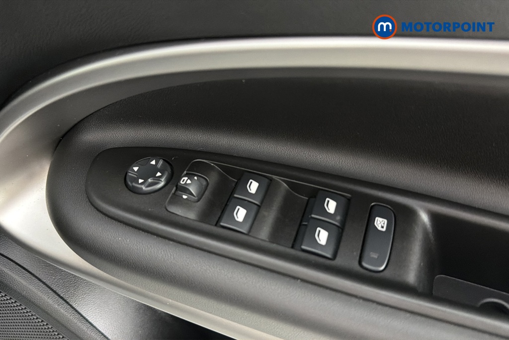 Jeep Avenger Summit Automatic Electric SUV - Stock Number (1670146) - 19th supplementary image