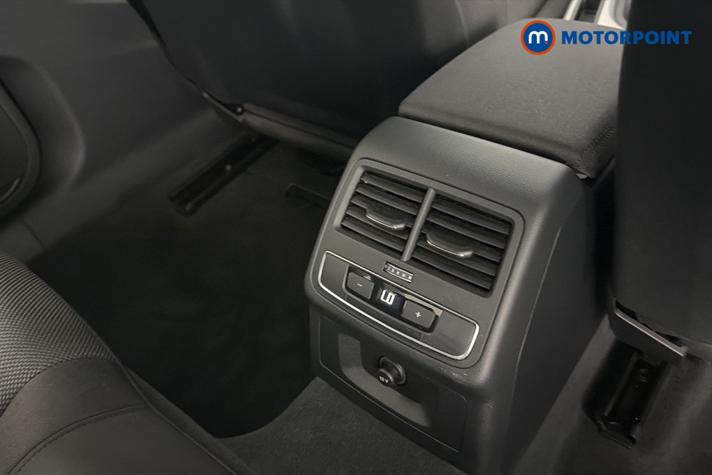 Audi A4 Technik Manual Petrol Saloon - Stock Number (1670341) - 28th supplementary image