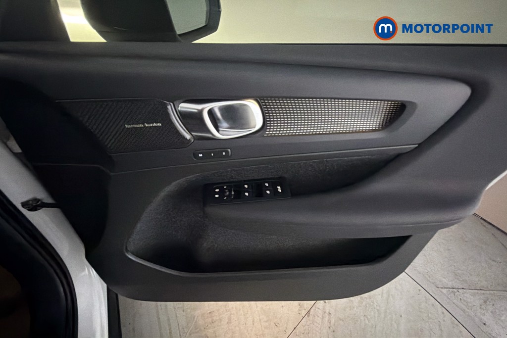 Volvo Xc40 Ultimate Automatic Petrol SUV - Stock Number (1670463) - 19th supplementary image