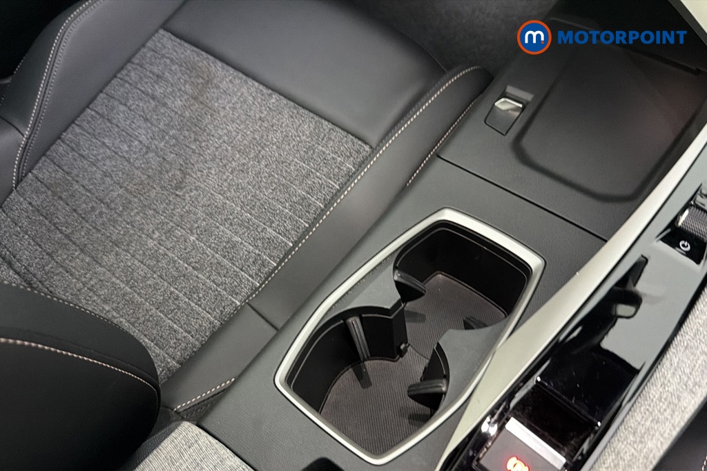 Peugeot 5008 Allure Automatic Petrol SUV - Stock Number (1670718) - 16th supplementary image