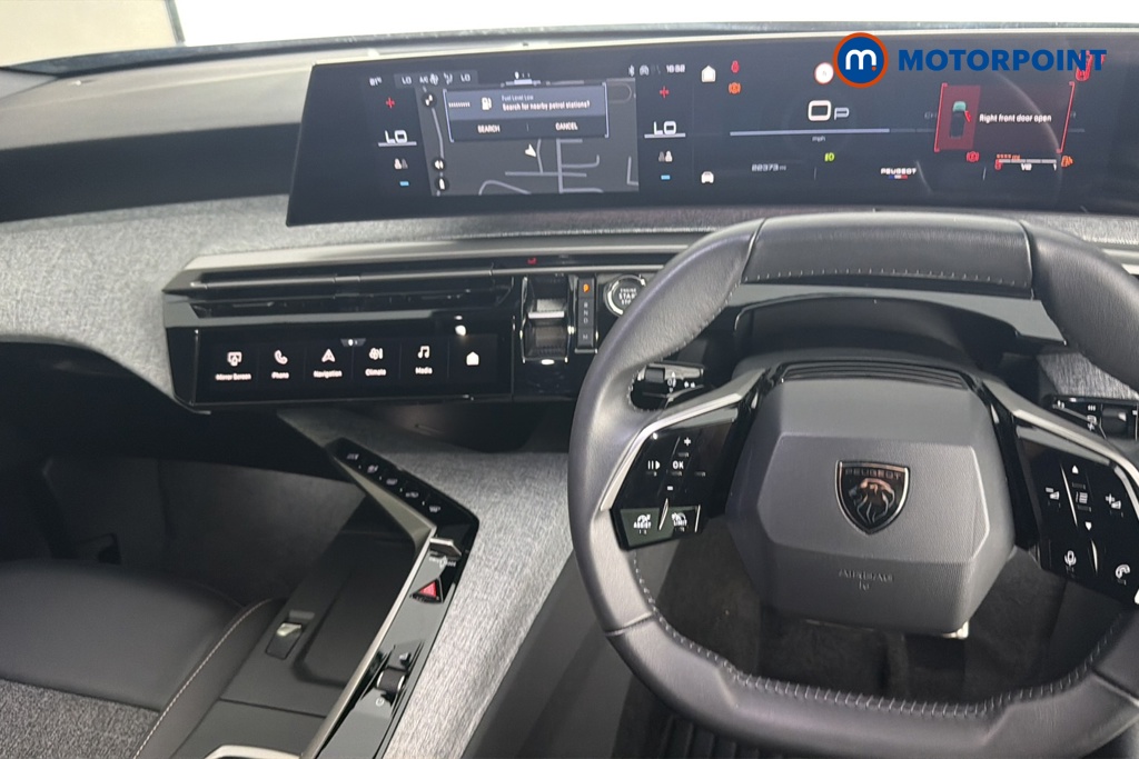 Peugeot 5008 Allure Automatic Petrol SUV - Stock Number (1670718) - 1st supplementary image