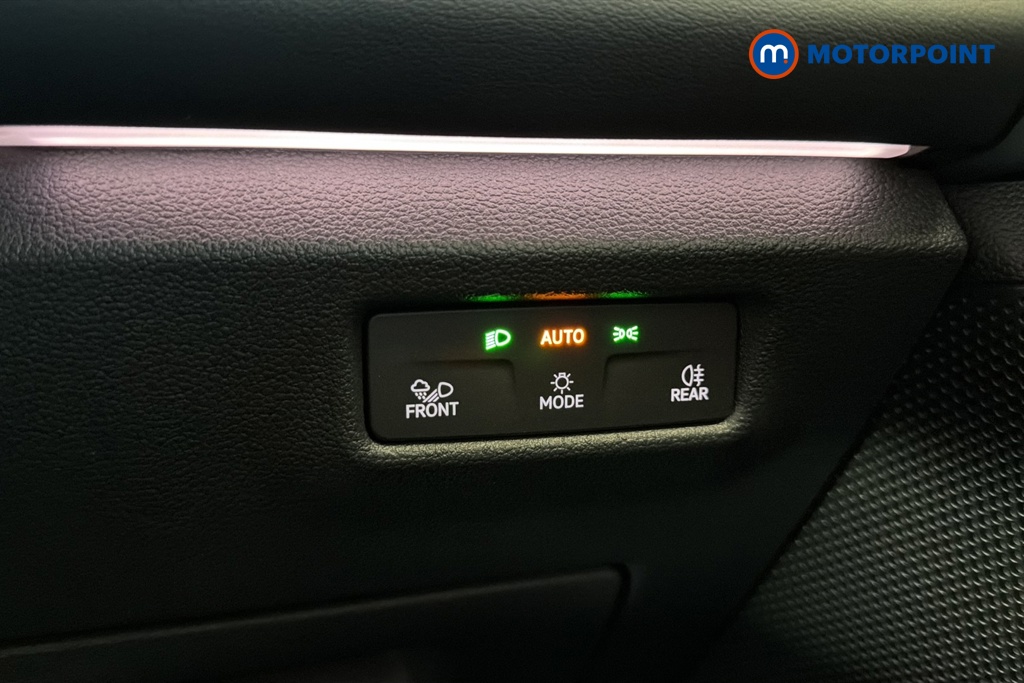 Volkswagen Tiguan Elegance Automatic Petrol SUV - Stock Number (1670785) - 11th supplementary image