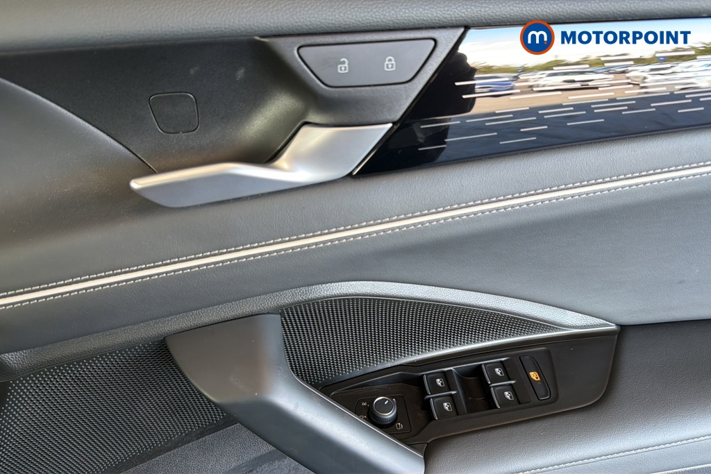 Volkswagen Tiguan Elegance Automatic Petrol SUV - Stock Number (1670785) - 19th supplementary image