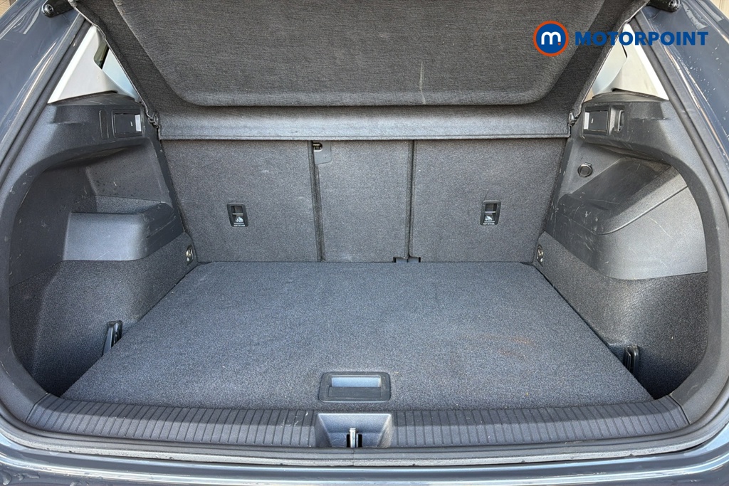 Volkswagen Tiguan Elegance Automatic Petrol SUV - Stock Number (1670785) - 30th supplementary image