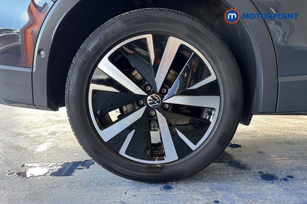 Volkswagen Tiguan Elegance Automatic Petrol SUV - Stock Number (1670785) - 46th supplementary image