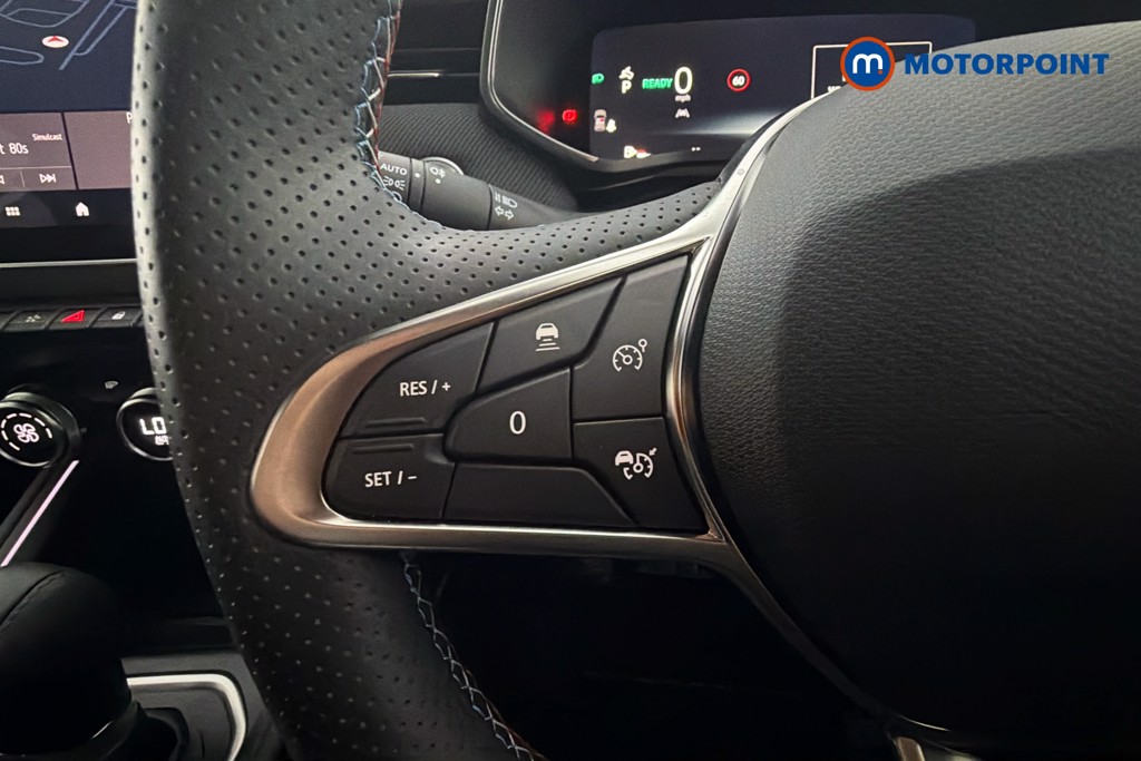 Renault Clio Iconic Esprit Alpine Automatic Petrol-Electric Hybrid Hatchback - Stock Number (1670916) - 3rd supplementary image