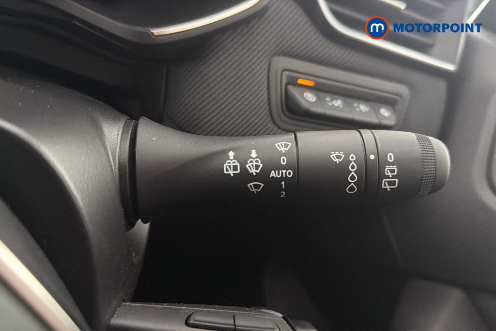 Renault Clio Iconic Esprit Alpine Automatic Petrol-Electric Hybrid Hatchback - Stock Number (1670916) - 7th supplementary image