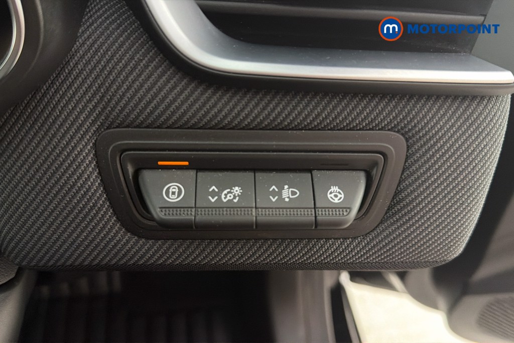 Renault Clio Iconic Esprit Alpine Automatic Petrol-Electric Hybrid Hatchback - Stock Number (1670916) - 18th supplementary image