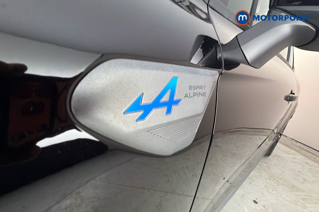 Renault Clio Iconic Esprit Alpine Automatic Petrol-Electric Hybrid Hatchback - Stock Number (1670916) - 46th supplementary image