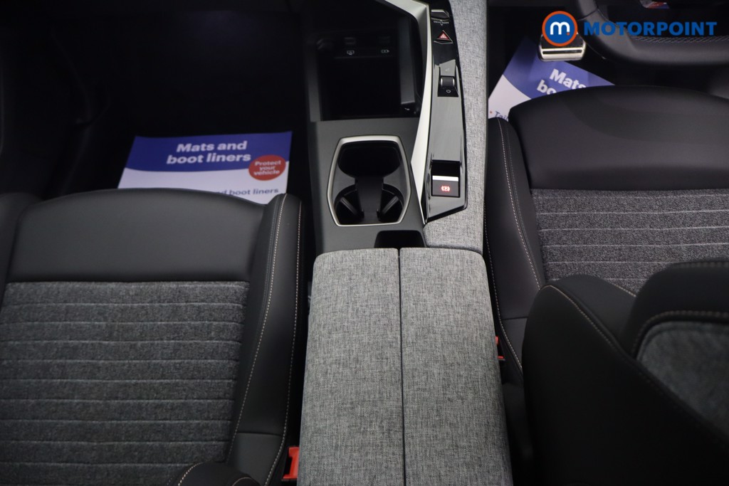 Peugeot 5008 Allure Premium Automatic Petrol SUV - Stock Number (1670918) - 5th supplementary image