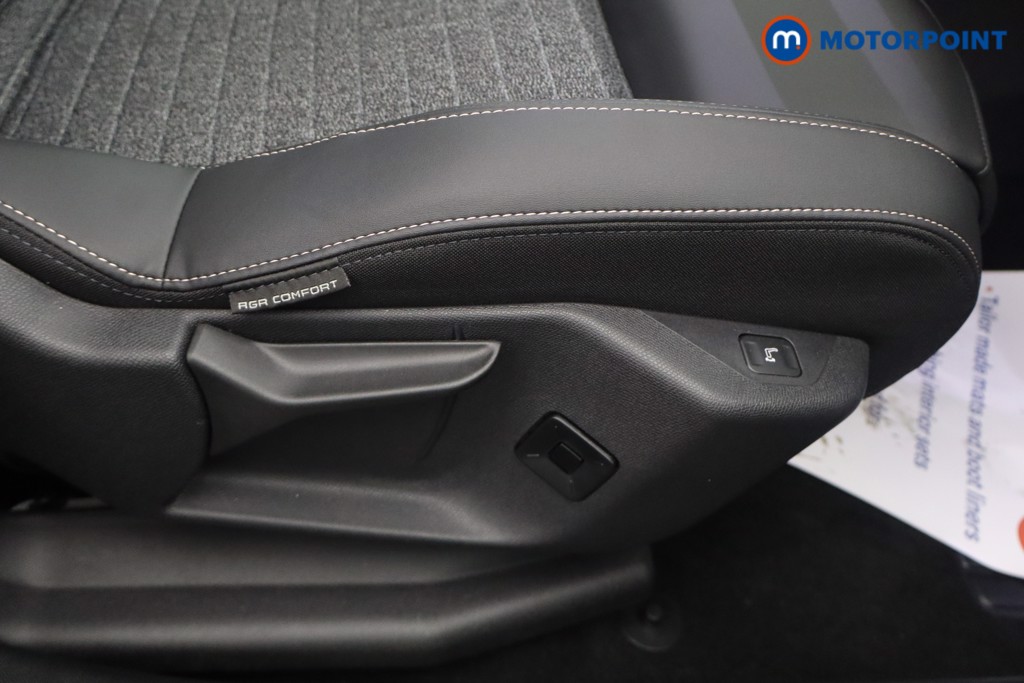 Peugeot 5008 Allure Premium Automatic Petrol SUV - Stock Number (1670918) - 20th supplementary image