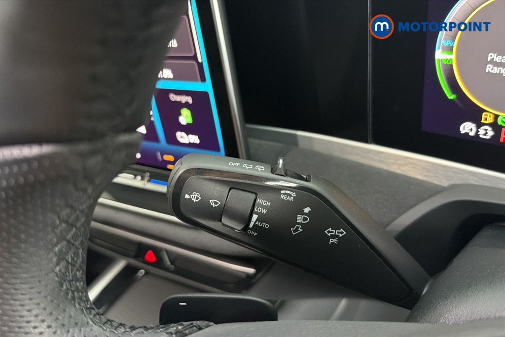 Volkswagen Passat R-Line Automatic Petrol Plug-In Hybrid Estate - Stock Number (1670949) - 5th supplementary image