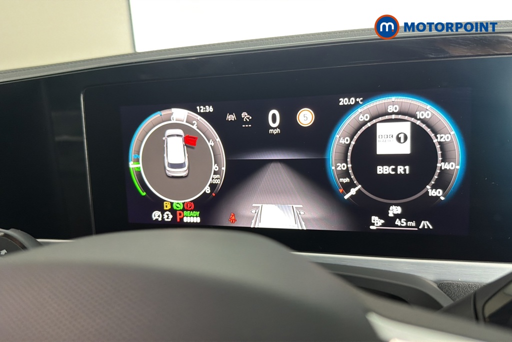 Volkswagen Passat R-Line Automatic Petrol Plug-In Hybrid Estate - Stock Number (1670949) - 7th supplementary image
