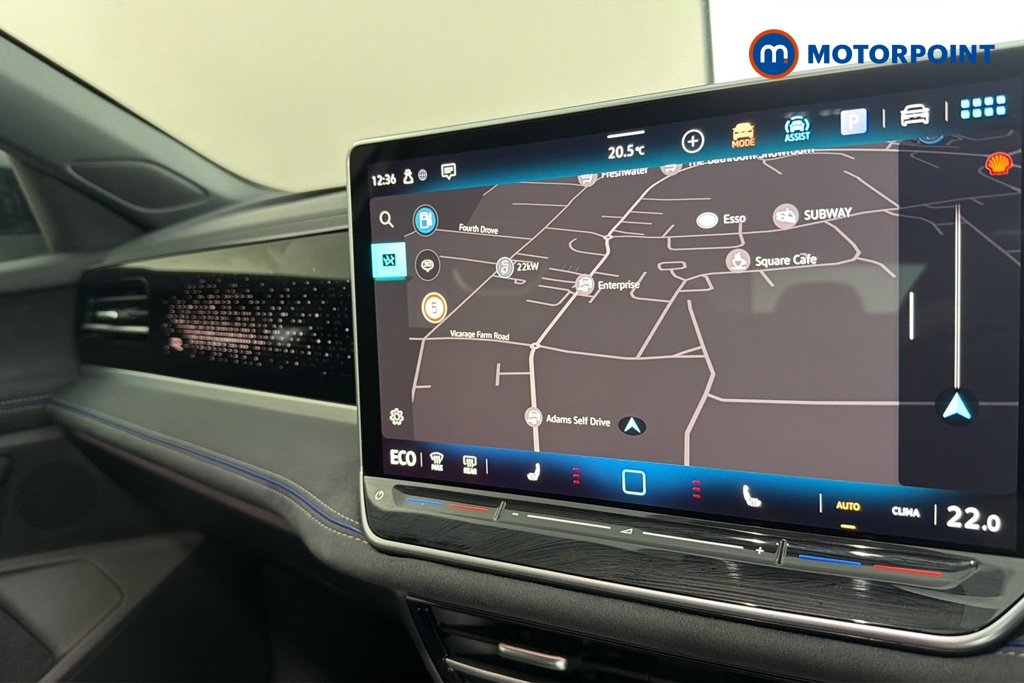 Volkswagen Passat R-Line Automatic Petrol Plug-In Hybrid Estate - Stock Number (1670949) - 9th supplementary image
