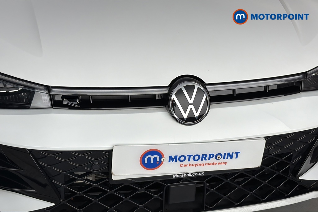 Volkswagen Passat R-Line Automatic Petrol Plug-In Hybrid Estate - Stock Number (1670949) - 43rd supplementary image