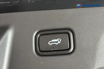 Hyundai Tucson Ultimate Automatic Petrol Plug-In Hybrid SUV - Stock Number (1670986) - 35th supplementary image