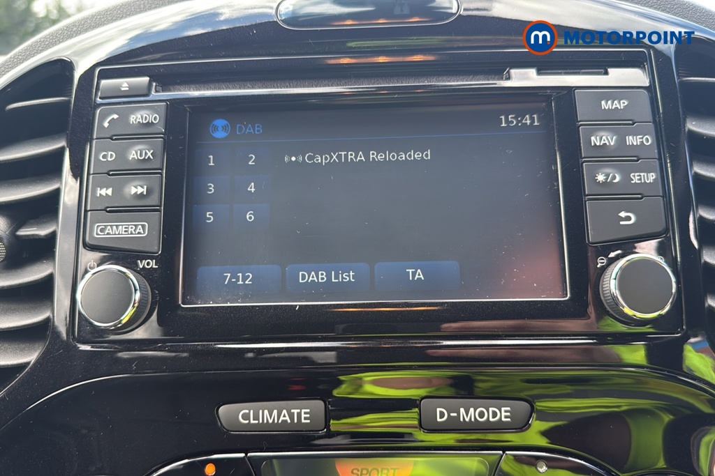 Nissan Juke Tekna Automatic Petrol SUV - Stock Number (1671333) - 8th supplementary image