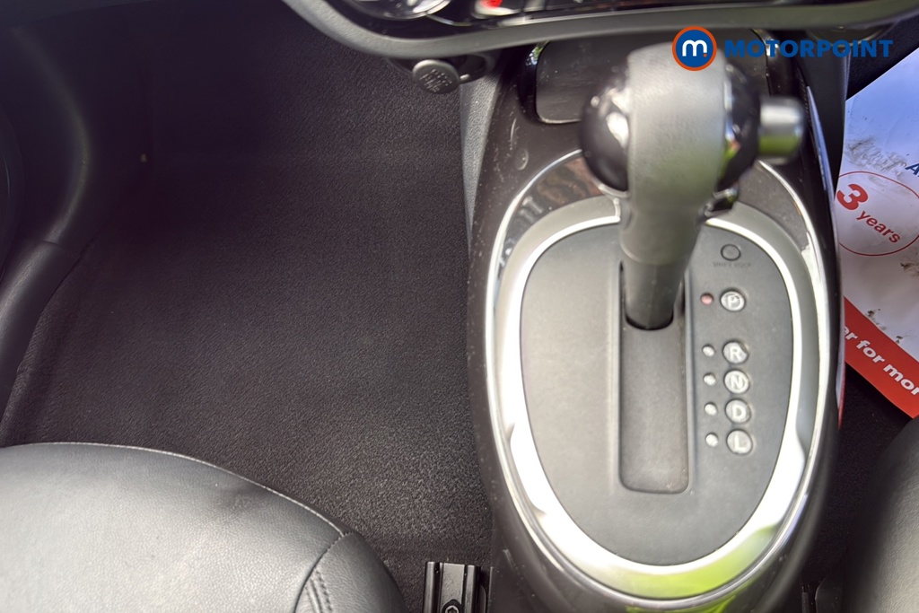 Nissan Juke Tekna Automatic Petrol SUV - Stock Number (1671333) - 15th supplementary image