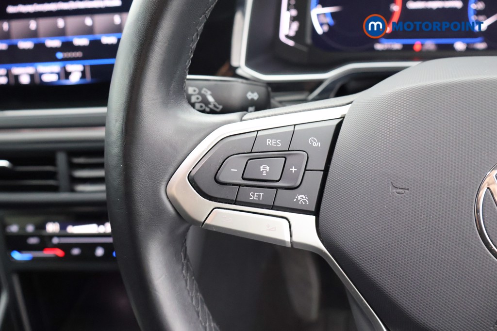 Volkswagen Polo R-Line Manual Petrol Hatchback - Stock Number (1671383) - 6th supplementary image
