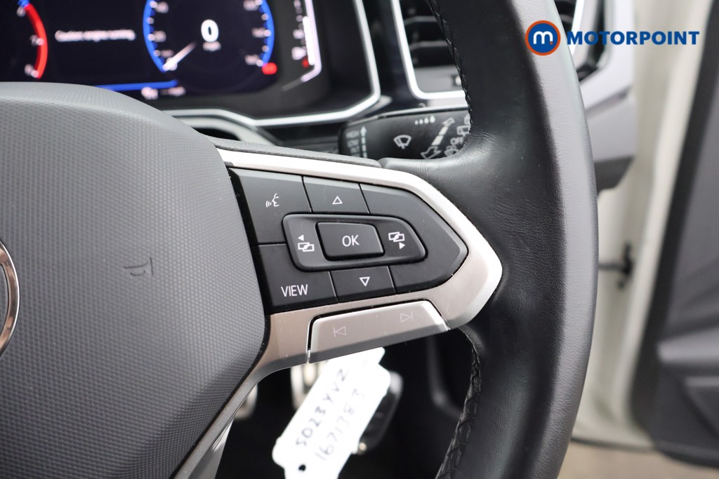 Volkswagen Polo R-Line Manual Petrol Hatchback - Stock Number (1671383) - 7th supplementary image