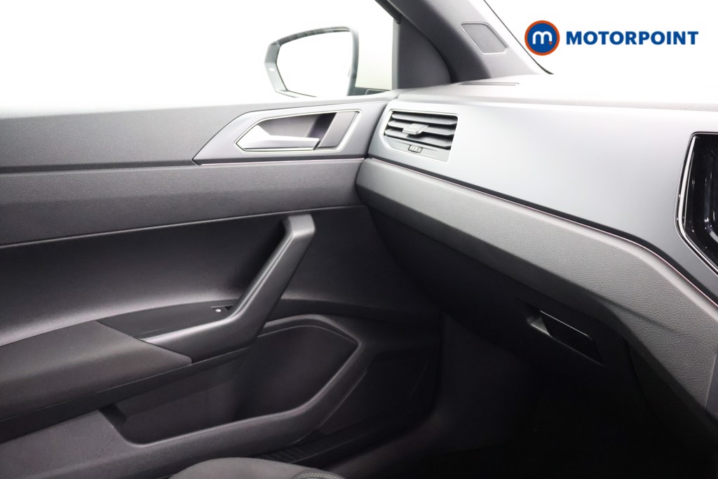 Volkswagen Polo R-Line Manual Petrol Hatchback - Stock Number (1671383) - 15th supplementary image
