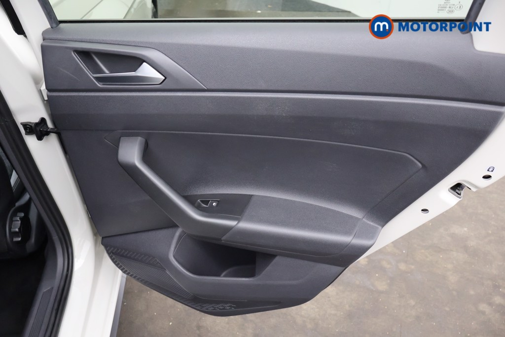 Volkswagen Polo R-Line Manual Petrol Hatchback - Stock Number (1671383) - 22nd supplementary image
