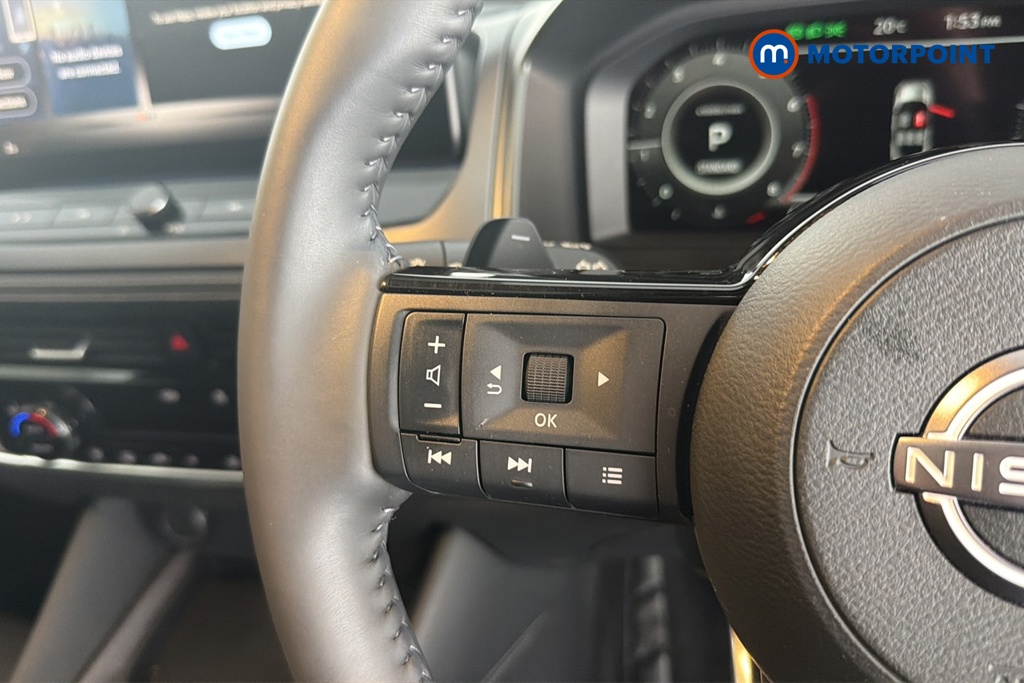 Nissan Qashqai Tekna Automatic Petrol SUV - Stock Number (1671564) - 4th supplementary image
