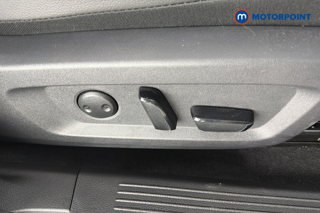 Nissan Qashqai Tekna Automatic Petrol SUV - Stock Number (1671564) - 23rd supplementary image