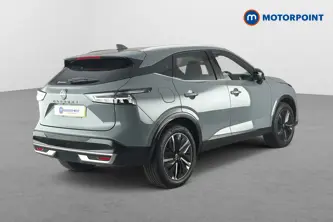 Nissan Qashqai Tekna Automatic Petrol SUV - Stock Number (1671564) - Passenger side rear corner