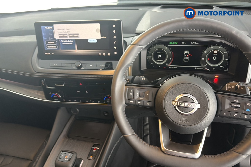Nissan Qashqai Tekna Automatic Petrol SUV - Stock Number (1671564) - 1st supplementary image