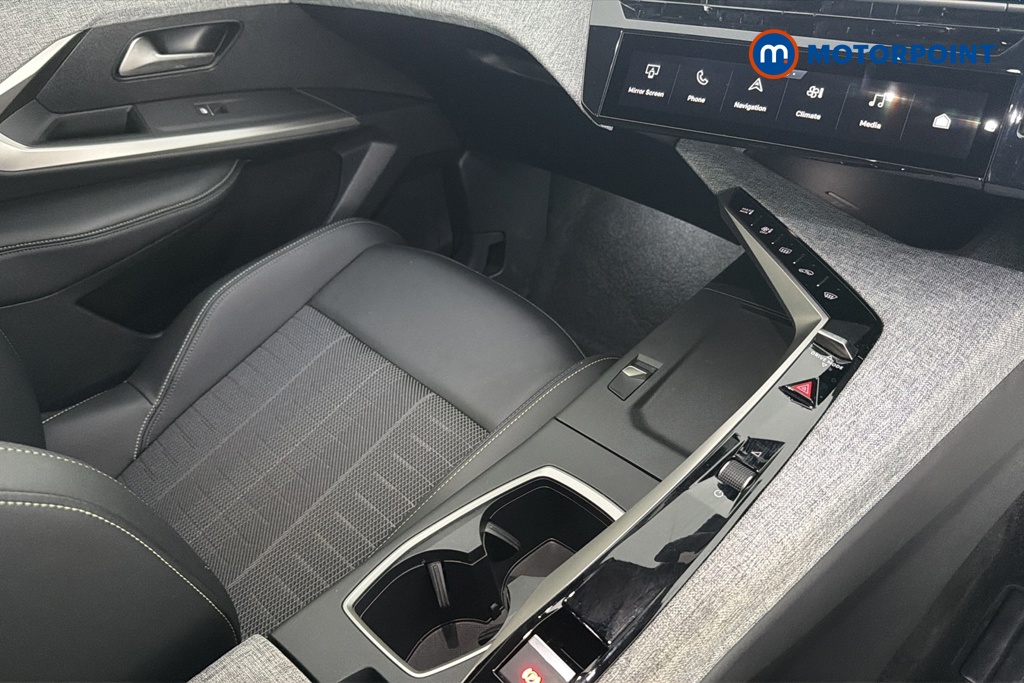 Peugeot 3008 GT Automatic Petrol SUV - Stock Number (1671567) - 15th supplementary image
