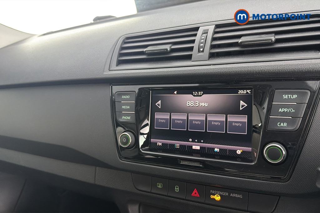 Skoda Fabia Colour Edition Manual Petrol Hatchback - Stock Number (1671728) - 8th supplementary image