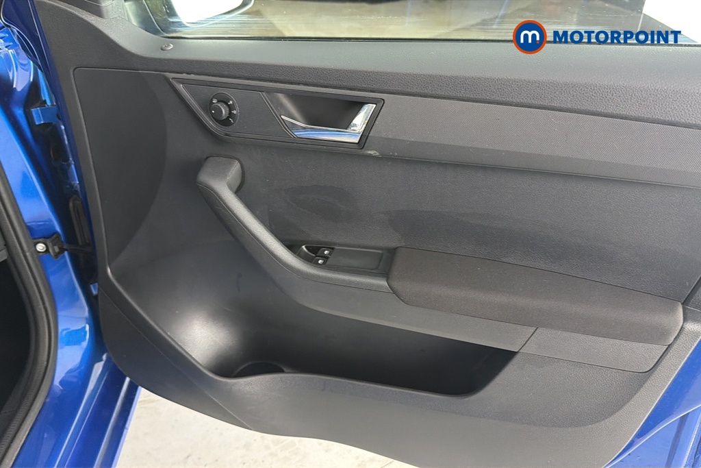 Skoda Fabia Colour Edition Manual Petrol Hatchback - Stock Number (1671728) - 18th supplementary image