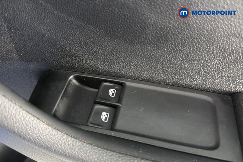 Skoda Fabia Colour Edition Manual Petrol Hatchback - Stock Number (1671728) - 19th supplementary image