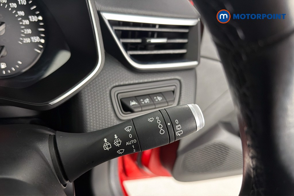 Renault Clio Iconic Manual Petrol Hatchback - Stock Number (1671739) - 7th supplementary image