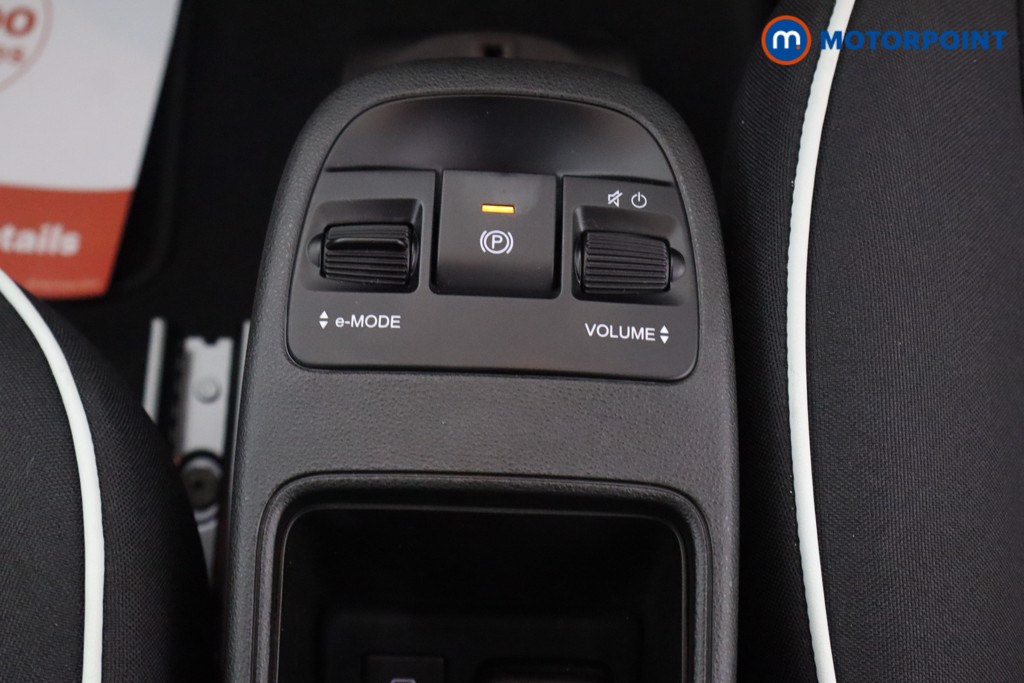 Fiat 500 87Kw 42Kwh 3Dr Auto Automatic Electric Hatchback - Stock Number (1671740) - 4th supplementary image