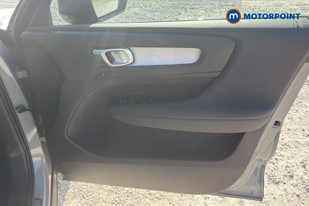 Volvo Xc40 Plus Automatic Petrol SUV - Stock Number (1671784) - 18th supplementary image