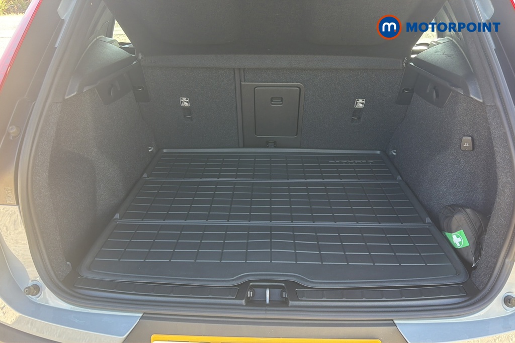 Volvo Xc40 Plus Automatic Petrol SUV - Stock Number (1671784) - 30th supplementary image