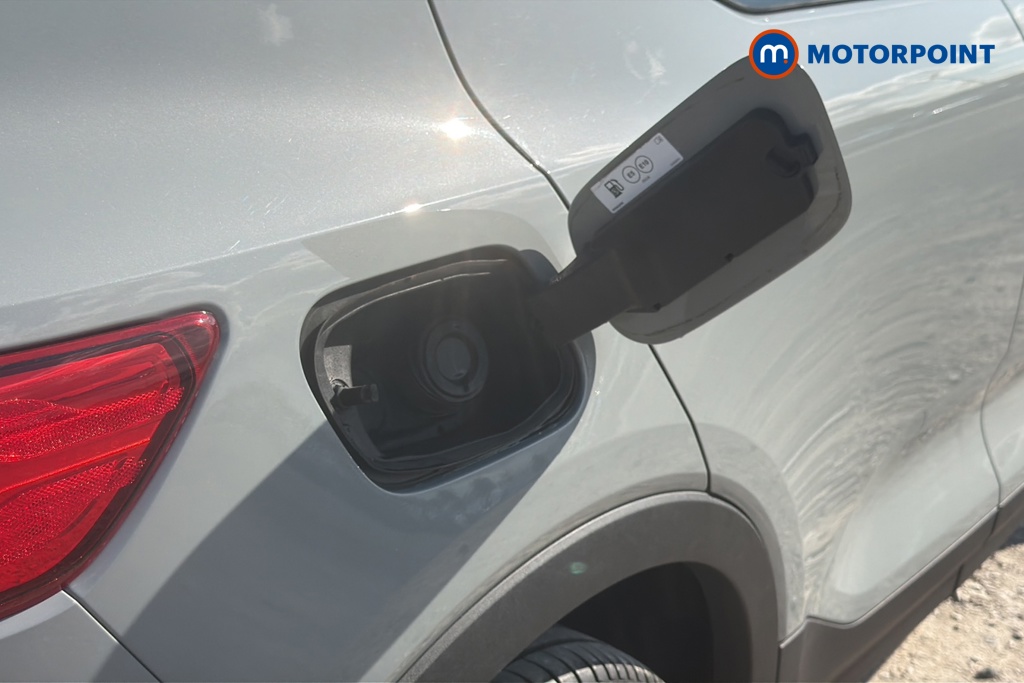 Volvo Xc40 Plus Automatic Petrol SUV - Stock Number (1671784) - 41st supplementary image