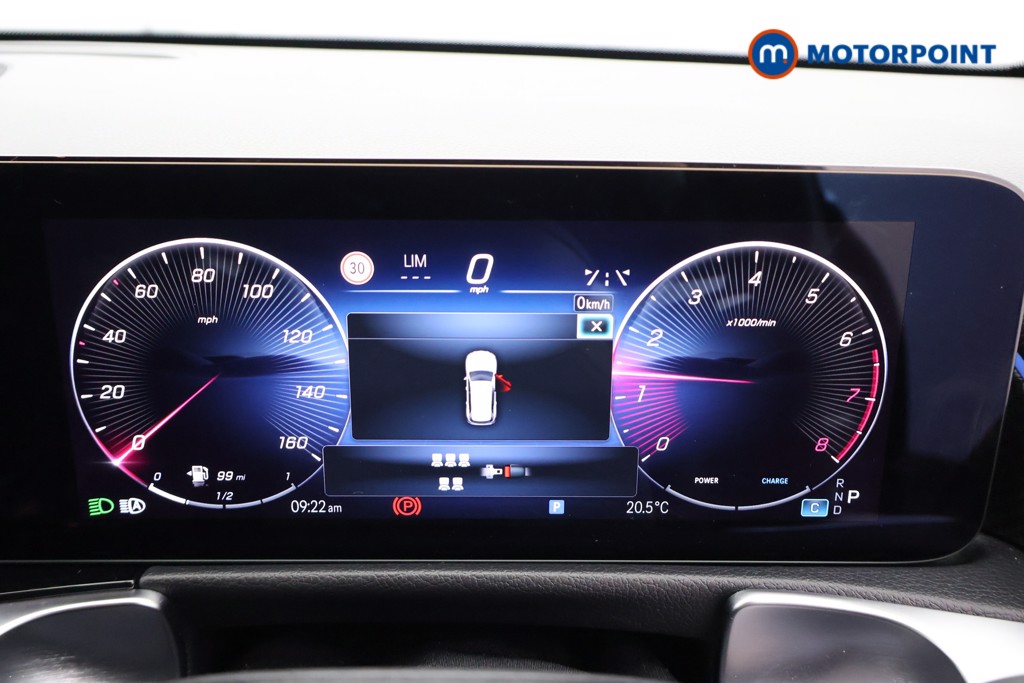 Mercedes-Benz GLB Amg Line Automatic Petrol SUV - Stock Number (1671787) - 10th supplementary image