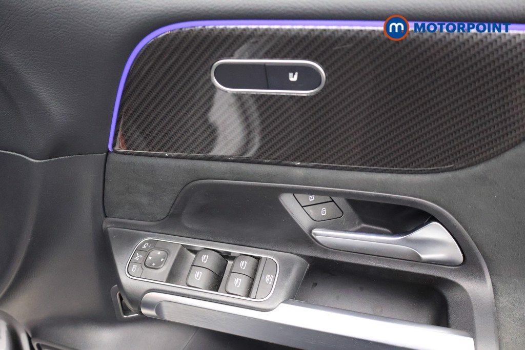 Mercedes-Benz GLB Amg Line Automatic Petrol SUV - Stock Number (1671787) - 19th supplementary image