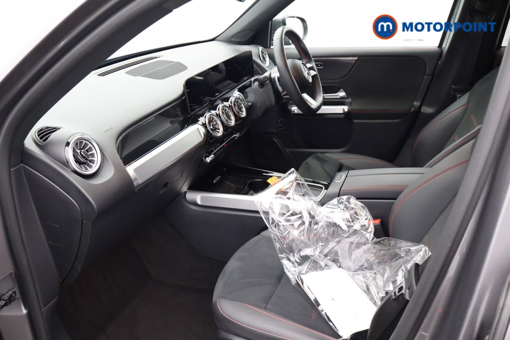 Mercedes-Benz GLB Amg Line Automatic Petrol SUV - Stock Number (1671787) - 31st supplementary image