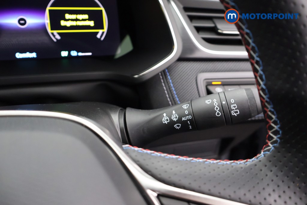 Renault Captur Esprit Alpine Automatic Petrol-Electric Hybrid SUV - Stock Number (1671845) - 9th supplementary image