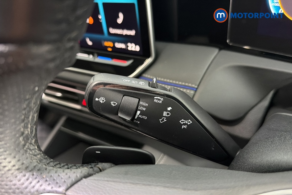 Volkswagen Tiguan R-Line Automatic Diesel SUV - Stock Number (1671896) - 5th supplementary image