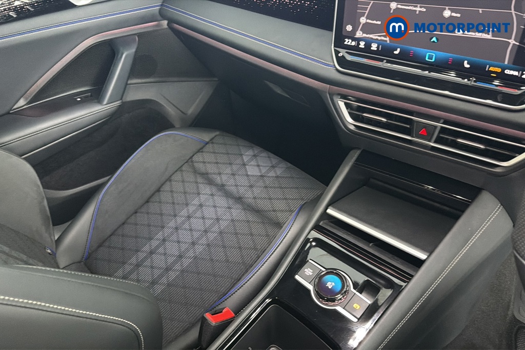 Volkswagen Tiguan R-Line Automatic Diesel SUV - Stock Number (1671896) - 15th supplementary image