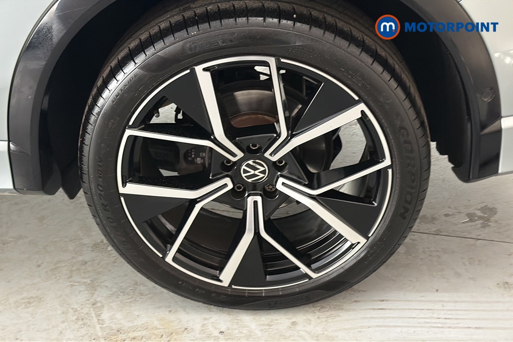 Volkswagen Tiguan R-Line Automatic Diesel SUV - Stock Number (1671896) - 45th supplementary image