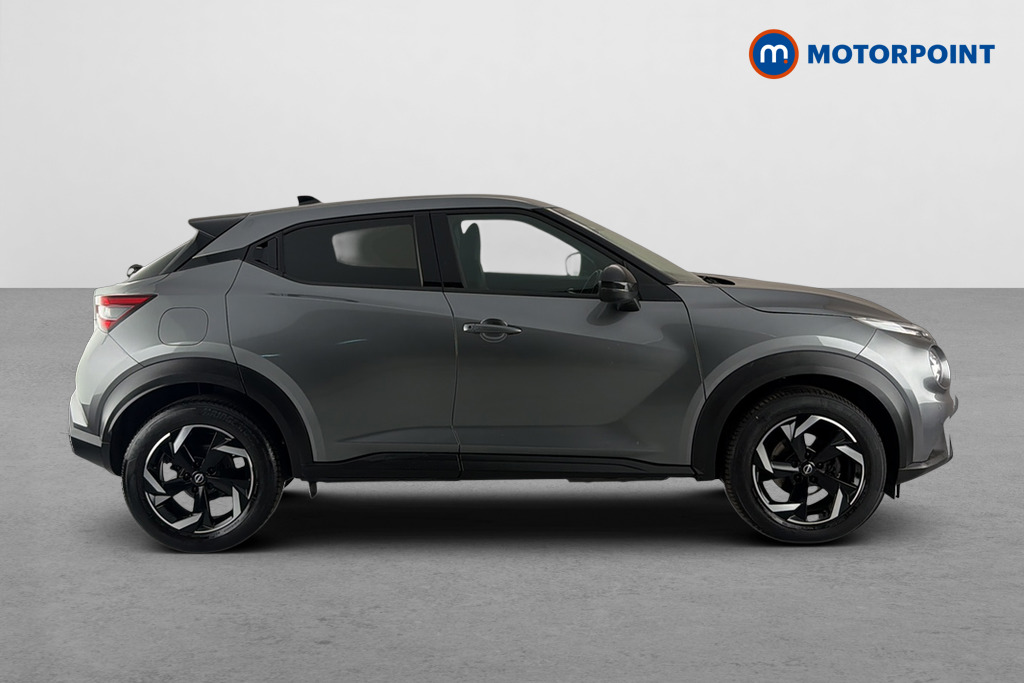 Nissan Juke N-Connecta Automatic Petrol SUV - Stock Number (1646512) - Passenger side