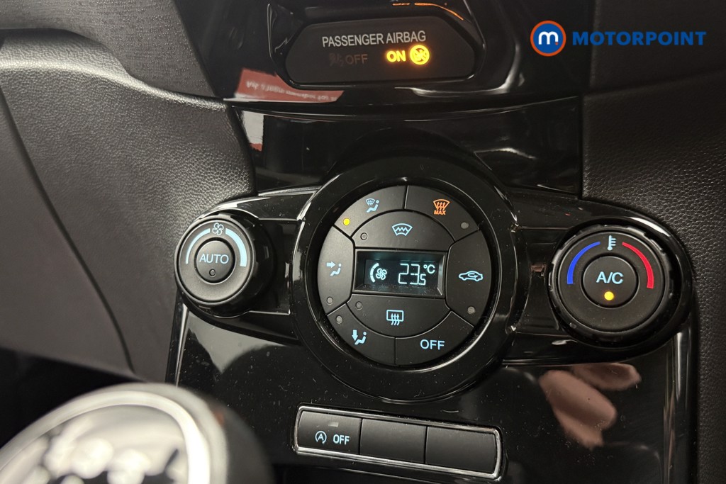 Ford Fiesta Titanium Manual Petrol Hatchback - Stock Number (1654798) - 13th supplementary image