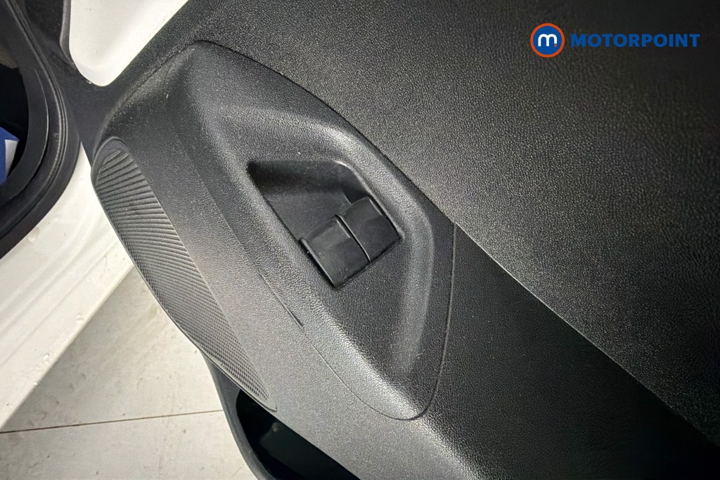 Toyota Aygo X-Play Manual Petrol Hatchback - Stock Number (1655768) - 20th supplementary image