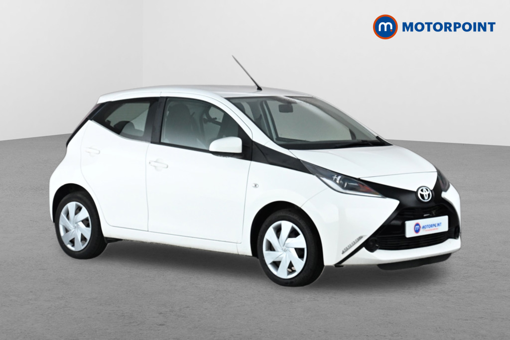 Toyota Aygo X-Play Manual Petrol Hatchback - Stock Number (1655768) - Drivers side front corner